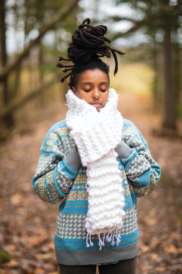 Sandy Chunky Knit Scarf – The Wildflower Shop